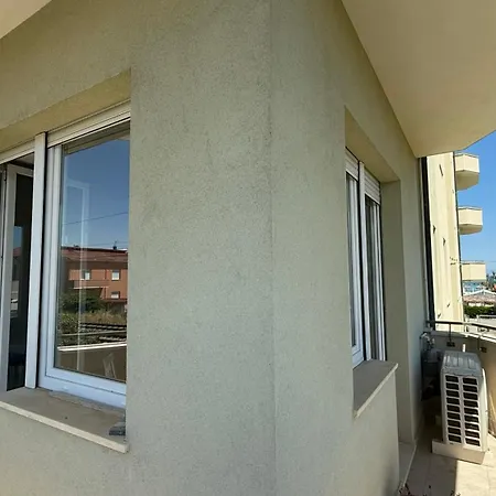 Se169 - Senigallia, Trilocale Fronte Mare Con Aria Condizionata *